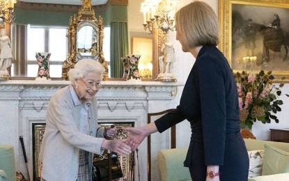 <p>Queen Elizabeth II and Liz Truss <em>(TASS photo)</em></p>