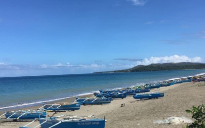 <p><strong>NO FISHING</strong>. Fishing boats are docked along the shoreline of Ilocos Norte province in this undated photo. As a safety precaution, fisherfolk in Burgos town, Ilocos Norte were advised Wednesday (Sept. 14, 2022) not to go out fishing due to advisory on Chinese rocket debris that may fall within the Philippine waters. <em>(File photo by Leilanie Adriano)</em></p>