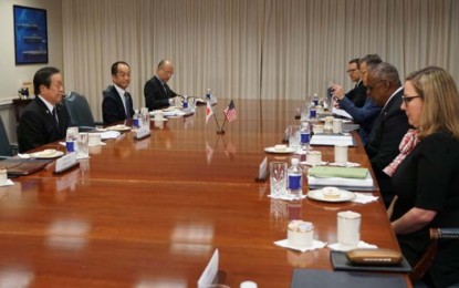 <p>Japanese Defense Minister Yasukazu Hamada (L) and US Defense Secretary Lloyd Austin (2nd from R) hold talks at the Pentagon on Sept. 14, 2022. <em>(Kyodo)</em></p>