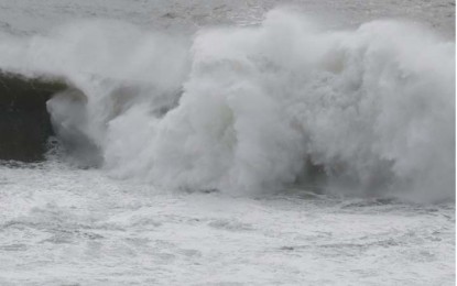<p>High waves are observed on the coast of Miyazaki Prefecture, southwestern Japan, on  Saturday (Sept. 17, 2022) due to the approach of Typhoon Nanmadol. <em>(Kyodo)</em></p>