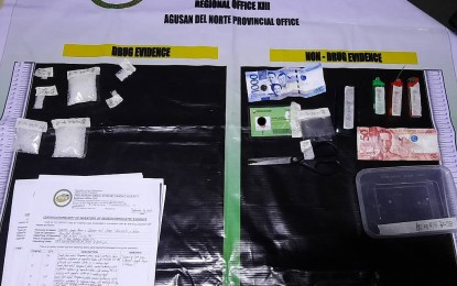 <p><strong>SEIZED SHABU.</strong> Authorities confiscate some PHP540,000 worth of shabu from two suspected drug peddlers during a drug sting operation conducted Sunday (Sept. 18, 2022) in Barangay Buhangin, Butuan City. One of the arrested suspects was Jeson Valenzuela, 42, a councilor of Barangay Buhangin. <em>(Photo courtesy of PDEA-13)</em></p>