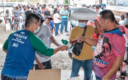 <p><strong>CLUSTERED FARMING</strong>. Farmer associations in the province of Ilocos Norte receive farm inputs on Friday (Sept. 16, 2022) at the Ilocos Norte Agriculture and Fisheries Extension Center in Laoag City. Farmers are advised to proceed to the center to request any agriculture support. <em>(Photo courtesy of the Provincial Government of Ilocos Norte)</em></p>