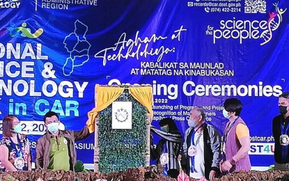 <p><strong>STUDY.</strong> The Department of Science and Technology in the Cordillera in partnership with the University of the Philippines-Baguio, University of Baguio and the University of the Cordilleras launched on Tuesday (Sept. 20, 2022) the PHP44.3 million study that hopes to provide residents of BLISTT (Baguio, La Trinidad, Itogon, Sablan, Tuba, and Tublay) an early warning system against rain-induced landslides. Dr. Nancy Bantog, regional director of the DOST-CAR in a press conference on Tuesday said the Modelling and understanding landslide events (MULAT)-BLISTT study amounting to PHP38.8 million aims to produce a landslide database, landslide inventory map, landslide susceptibility maps, catalogs of extreme rainfall, landslide vulnerability maps and landslide risk maps that are localized and can be used by households. <em>(PNA photo by Liza T. Agoot)</em></p>