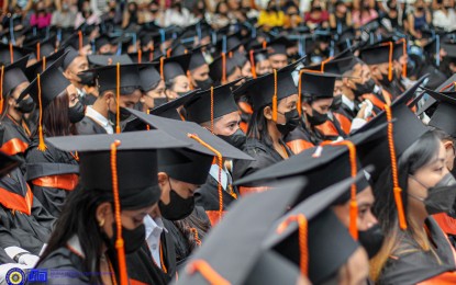 <p><strong>GRADUATES</strong>. Some of the graduates of Biliran Province State University (BiPSU) during the commencement exercise on Sept. 20, 2022 in Naval, Biliran. The Biliran provincial government will grant PHP3,000 cash to each of the poor fresh graduates of BiPSU to finance their job hunting expenses.<em> (Photo courtesy of BiPSU)</em></p>