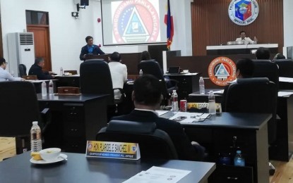 <p><strong>SPLIT</strong>. Vice Governor Edgar Denosta presides over a session of the Antique Provincial Board during their regular session on Thursday (Sept. 22, 2022). Denosta said on Friday (Sept. 23) he is optimistic about the division of Antique into two legislative districts. <em>(PNA photo by Annabel Consuelo J. Petinglay)</em></p>