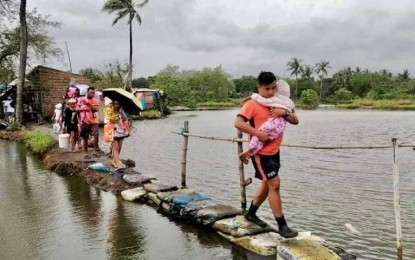 <p><em>(Photo courtesy of Philippine Coast Guard)</em></p>