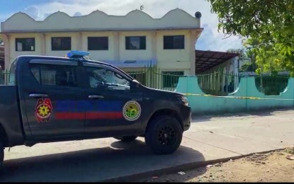 <p><strong>CORDONED.</strong> Police personnel in Datu Odin Sinsuat, Maguindanao, cordoned off a site in front of a Mosque in Barangay Dalican where Datu Jamael  Sinsuat, a former mayoralty aspirant, is shot dead by gunmen on Friday (Sept. 30, 2022). The attack occurred at past 12:30 p.m. after he attended the Friday prayer at a local mosque. <em>(Photo courtesy of Radyo Bandera Cotabato)</em></p>