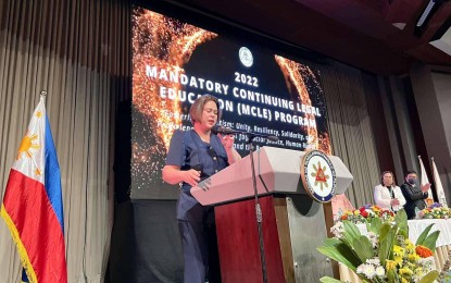 <p><strong>LEGAL SERVICES.</strong> Vice President Sara Duterte delivers her speech during the 7th Mandatory Continuing Legal Education (MCLE) Convention for Public Attorneys at the Philippine International Convention Center on Thursday (Oct. 13, 2022). Duterte lauded the public attorneys for their legal services to millions of Filipinos. <em>(Photo courtesy: Office of the Vice President)</em></p>