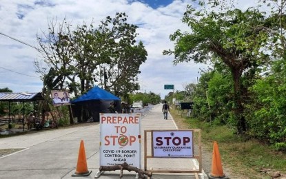 <p><strong>BORDER CONTRO</strong>L. The border control in Tibiao town, Antique province was established to check on swine and pork products from affected areas in the Luzon area, as prevention against the spread of African swine fever (ASF) last March 2022. Sibalom Livestock and Poultry-Raisers Association president Elma Peña urged the Provincial Veterinary Office on Friday (Oct. 14, 2022) to strengthen border control due to the reported suspected ASF in neighboring Iloilo province. <em>(Photo courtesy of Antique ProVet)</em></p>