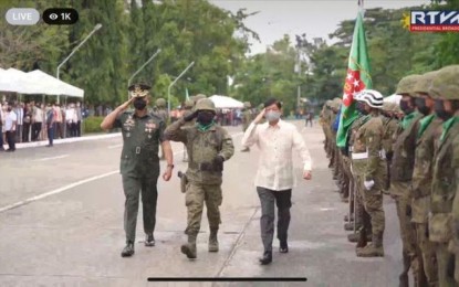 <p><strong>COMMEMORATION</strong>. The arrival honors for President Ferdinand R. Marcos at the MacArthur Landing Memorial National Park in Palo, Leyte on Thursday (Oct. 20,2022). During the 78th Leyte Gulf Landings commemoration, the President calls on Filipinos to remember the courage and heroism shown by war veterans to free the country from the Japanese occupation. <em>(Screengrab from RTVM)</em></p>