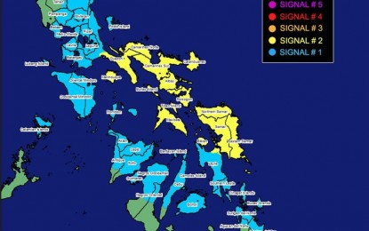 More areas under wind signals as Paeng accelerates
