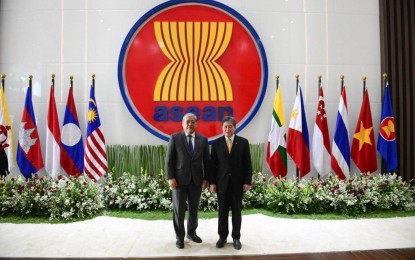 <p>Foreign Affairs Secretary Enrique Manalo (left) at the Special Association of Southeast Asian Nations (ASEAN) Foreign Ministers’ Meeting in Jakarta, Indonesia on Thursday (Oct. 27, 2022). <em>(Photo courtesy of the Department of Foreign Affairs)</em></p>