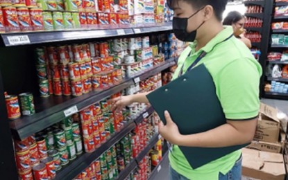 <p><strong>HIGH DEMAND.</strong> Personnel of the Department of Trade and Industry in Antique monitors the prices of basic necessities and prime commodities on October 31.  DTI reported while there was an increase in demand for basic goods, prices have so far remained stable. <em>(PNA photo courtesy of DTI Antique)</em></p>
<p> </p>