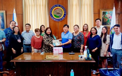 <p><strong>LEARNING VISIT</strong>. A team from the Iloilo City Local Economic and Investment Promotion Office visits Mandaue City in Cebu for a learning visit last week in preparation for the new electronic Business Process Licensing System (eBPLS) in 2023. The shift to digital transactions will make transactions at the city government faster and more transparent. <em>(Photo courtesy of Marzyanianne Ord FB page)</em></p>