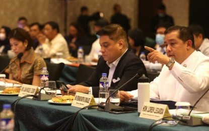 <p><strong>AGENDA FOR PROSPERITY.</strong> Speaker Martin G. Romualdez calls for a united support for President Ferdinand R. Marcos Jr.'s Agenda for Prosperity during the Philippine Congress-Bangsamoro Parliament Forum held at the Sofitel Hotel in Pasay City Tuesday (Nov. 15, 2022). Beside Romualdez are Senate President Juan Miguel "Migz" Zubiri and Budget Secretary Amenah Pangandaman. <em>(Contributed photo by Office of the Speaker)</em></p>