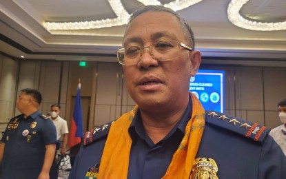 <p><strong>DRUG-CLEARED.</strong> Philippine National Police chief Gen. Rodolfo Azurin Jr. leads the recognition of the seven drug-cleared local government units in Davao Region on Thursday (Nov. 17, 2022) in Davao City. The municipalities cited were Malalag in Davao del Sur, Malita, and Sta. Maria in Davao Occidental, Talaingod and San Isidro in Davao del Norte, Boston in Davao Oriental, and Mawab in Davao de Oro.<em> (PNA photo by Che Palicte)</em></p>