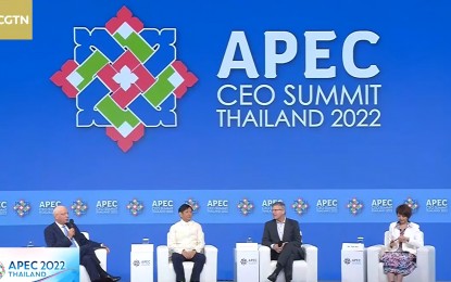 <p><strong>MAKE BIG CHANGES</strong>. President Ferdinand R. Marcos Jr. joins the question-and-answer segment of the Asia Pacific Economic Cooperation (APEC) CEO Summit in Bangkok, Thailand on Thursday (Nov. 17, 2022). Marcos urged fellow APEC leaders to continue to encourage innovation and make big changes. <em>(Screengrab from RTVM)</em></p>