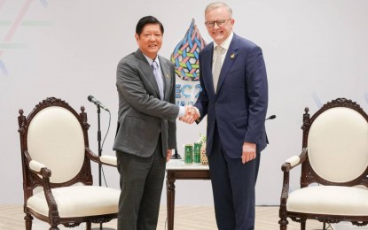 <p><strong>BILATERAL MEETING</strong> President Ferdinand R. Marcos and Australian Prime Minister Anthony Albanese. The two leaders vowed to cooperate closely on agriculture, energy, and climate change during their bilateral meeting Saturday (Nov. 20, 2022) on the sidelines of the Asia-Pacific Economic Cooperation (APEC) Summit in Bangkok, Thailand.  <em>(Malacanang photo)</em></p>