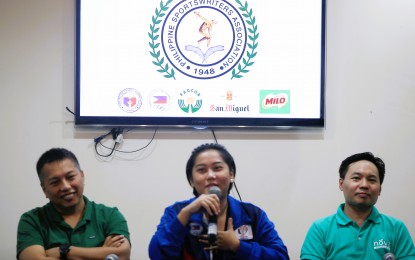 <p><strong>TOP PICK.</strong> Woman Grandmaster Janelle Frayna (center) talks to the media during the Philippine Sportswriters Association (PSA) Forum at the Philippine Sports Commission building inside the Rizal Memorial Sports Complex in Manila on Tuesday (Nov. 22, 2022). Frayna is the defending champion in the Philippine National Women’s Chess Championship grand finals set to be held at the Philippine Academy for Chess Excellence in Quezon City from Nov. 29 to Dec. 7. <em>(PNA photo by Jesus Escaros Jr.)</em></p>