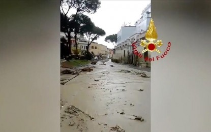 <p><strong>STATE OF EMERGENCY  </strong>Italy’s southern island of Ischia has been placed under a state of emergency following a massive landslide on Saturday (Nov. 26, 2022). At least seven people died and several others remained missing because of the incident.<em> (Anadolu)</em></p>