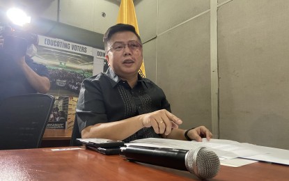 <p><strong>ANNOUNCEMENT</strong>. Commission on Elections (Comelec) spokesperson John Rex Laudiangco during the press conference held Tuesday (Nov. 29, 2022) at the poll body's main office in Manila. The Comelec has ordered Governor Noel Rosal to vacate his post. <em>(PNA photo by Ferdinand Patinio)</em></p>