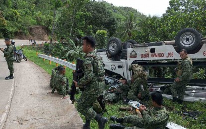 <p><strong>ROAD MISHAP</strong>. Eleven members of the 604th Company of the Philippine National Police Regional Mobile Force Battalion-6 (Western Visayas) were injured after their service vehicle turned upside down while traversing the national road at Barangay Caningay in Candoni town, Negros Occidental province on Monday (Nov. 28, 2022). Sustaining minor injuries, the soldiers were released from the hospital and returned to duty on Tuesday (Nov. 29). <em>(Photo courtesy of Negros Occidental Police Provincial Office)</em></p>