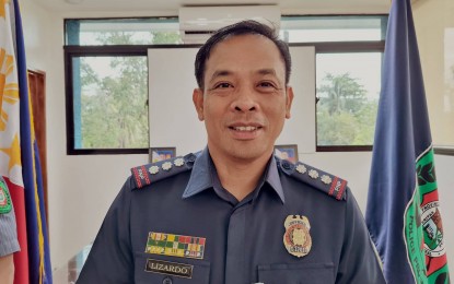 <p><strong>NEW PROVINCIAL POLICE CHIEF</strong>. Col. Reynaldo Lizardo was installed on Monday (Nov. 28, 2022) as the new acting provincial police director of Negros Oriental. Lizardo, in a press briefing on Tuesday (Nov. 29) assured of a thorough investigation into the death of a congressman's driver in Sta. Catalina town.<em> (PNA photo by Judy Flores Partlow)</em></p>