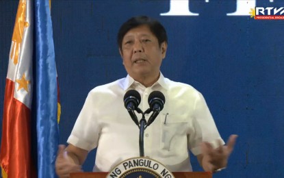 <p><strong>PH ECONOMY</strong>. President Ferdinand R. Marcos Jr. delivers his speech during the 11th Arangkada Philippines Forum at the Marriott Hotel in Pasay City on Tuesday (Dec. 6, 2022). He said the Philippine economy continues to recover from the negative impact of the Covid-19 pandemic even after the country’s inflation rate accelerated to 8 percent in November. <em>(Screengrab from RTVM)</em></p>
