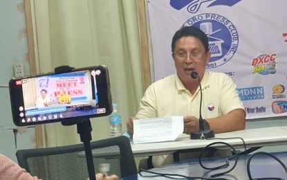 <p><strong>SIM REGISTRATION.</strong> National Telecommunications Commission Region 10 Director Teodoro Buenavista Jr. on Wednesday (Dec. 7, 2022) answers questions about the SIM Card Registration Act. Teodoro says users have to register their SIM cards within six months otherwise the numbers will be deactivated.<em> (PNA photo by Nef Luczon)</em></p>