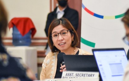 <p class="p1"><span class="s1"><strong>OPEN GOV’T PARTNERSHIP.</strong> Budget Secretary Amenah Pangandaman stresses a point at the Philippine Open Government Partnership Steering Committee meeting in Davao City on Friday (Dec. 9, 2022). The meeting discussed updates on the 6th PH-OGP National Action Plan, a draft executive order on the proposed institutionalization of the PH-OGP, and the importance of public participation and information dissemination. <em>(Photo courtesy of DBM Facebook)</em></span></p>