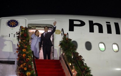 <p><strong>ASEAN-EU SUMMIT</strong>. President Ferdinand R. Marcos Jr. and First Lady Liza Araneta-Marcos leave for Brussels, Belgium on Sunday night (Dec. 11, 2022). The President will attend the Association of Southeast Asian-European Union Commemorative Summit from Dec. 12 to 14. <em>(PNA photo by Lando Mailo)</em></p>