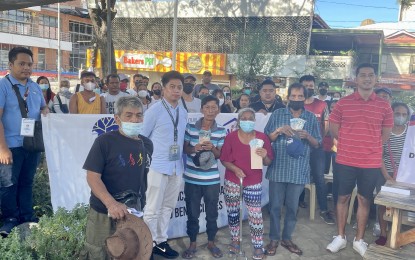 NHA hands cash aid to calamity-hit Ilocos Norte residents