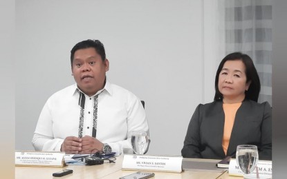 <p><strong>MORE INVESTMENTS. </strong>PEZA OIC deputy director generals Aleem Siddqui Guiapal <em>(left) </em>and Vivian Santos <em>(right) </em>answer question from the media in a press conference on Dec. 12, 2022 at the PEZA Office at DoubleDragon Meridian Park in Pasay City. <em>(PNA photo by Kris M. Crismundo) </em></p>