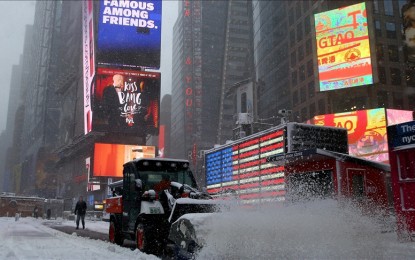 <p><strong>WHITE CHRISTMAS.</strong> Snow fills tourist spot Times Square in New York City, United States in this undated December 2022 photo. Over 200 million people or roughly 60 percent of the US population are under some form of winter weather warnings while airlines have continued to cut flights ahead of the Christmas weekend. <em>(Anadolu)</em></p>
<p> </p>
<p> </p>
<p> </p>
