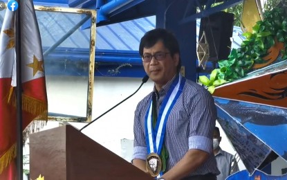 <p><strong>HOLISTIC APPROACH.</strong> Interior and Local Government Secretary Benjamin Abalos Jr. delivers a speech during a command visit at the Police Regional Office-Central Visayas (PRO-7) Headquarters at Camp Sergio Osmeña Sr. in Cebu City on Tuesday (Dec. 27, 2022). Abalos rallied for support of the Cebuano law enforcers for the success of President Ferdinand Marcos Jr.'s more holistic approach in addressing the illegal drug problem. <em>(Screengrab from PRO-7 video)</em></p>