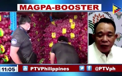 <p><strong>MORE THAN P500</strong>. Department of Agriculture (DA) deputy spokesperson Rex Estoperez says several markets in Metro Manila now sell onion at PHP520 per kilo. During the Laging Handa public briefing Tuesday (Dec. 27, 2022), he said the DA is not planning to resort to importation since harvest season is coming. <em>(Screengrab)</em></p>