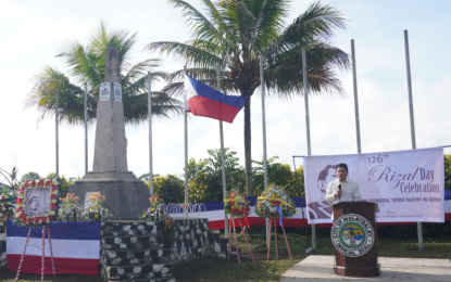 <p><strong>RIZAL DAY.</strong> Mayor Warren Pabillaran of Malaybalay City in Bukidnon province, delivers a speech in honor of the 126th martyrdom of Dr. Jose P. Rizal on Friday (Dec. 30, 2022). Pabillaran says Rizal's patriotic actions are reminders for public servants to do better at serving the government. <em>(Photo courtesy of Malaybalay City LGU)</em></p>