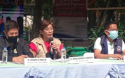 <p><strong>SAFER NEW YEAR REVELRIES</strong>. Department of Health OIC Undersecretary Maria Rosario Vergeire says in a press conference in Baguio City on Sunday (Jan. 1, 2023) that they recorded a 15 percent drop in firecracker-related injuries across the country from Dec. 20 to the morning of Jan. 1. She attributed the decrease to the cooperation of the people and local government units which opted to conduct community fireworks displays. <em>(PNA photo by Liza T. Agoot)</em></p>