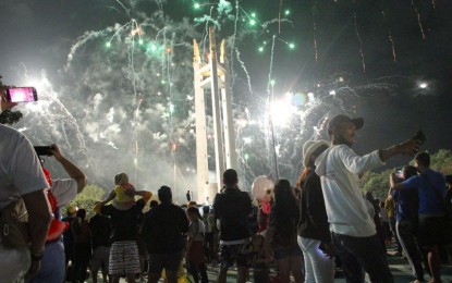 MMDA to LGUs: Designate fireworks display zones