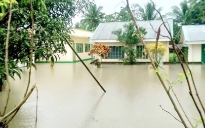 <p><strong>FLOODED</strong>. A school in Sta. Fe, Leyte submerged in flood water in this Jan. 4, 2023 photo. Several local government units in Eastern Visayas have extended the suspension of work and classes on Wednesday as weather disturbance continues to dump heavy rains in the region. <em>(Photo courtesy of Evelyn Moron)</em></p>