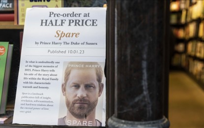 <p><strong>SPARE</strong> A view of the book of Prince Harry Duke of Sussex on display at the entrance of a bookshop in London, United Kingdom on Thursday (Jan. 5, 2023). The book, titled Spare, reveals that the prince killed 25 people in Afghanistan when he served his country as an Apache helicopter pilot. <em>(Anadolu)</em> </p>