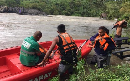 <p><strong>RESCUE TEAM ON STANDBY</strong>. Members of the rescue team of the municipal government of Norzagaray in Bulacan province closely monitor Angat River on Saturday (Jan. 7, 2023) after it overflowed and caused flooding in the low-lying villages of the town. Some 2,007<br />residents were affected by floods following the release of water from the dams of Ipo and Angat. <em>(Photo courtesy of the Municipal Government of Norzagaray)</em></p>