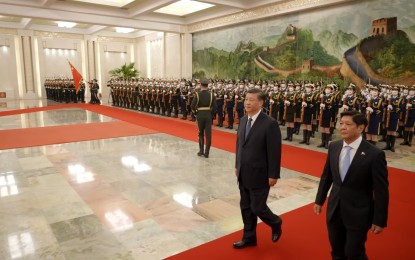 <p><strong>CHINA STATE VISIT</strong>. President Xi Jinping rolls out the red carpet for President Ferdinand R. Marcos Jr. during the Filipino leader’s state visit to China from Jan. 3 to 5, 2023. Marcos underscored the importance of increasing trust and cooperation with China and other nations for economic growth and sustainable development. <em>(Screengrab from BBM vlog)</em></p>