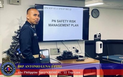<p><strong>RISK MANAGEMENT.</strong> Lt. (junior grade) Wilson Pioquinto, safety officer of the missile frigate BRP Antonio Luna, holds a risk management briefing for the crew members of the ship on Jan. 6, 2023. The briefing is aimed at orienting crew members on system processes and a tool plan useful for administrative and operational activities that address or preempt possible hazards and risks. <em>(Photo courtesy of BRP Antonio Luna Facebook page)</em></p>