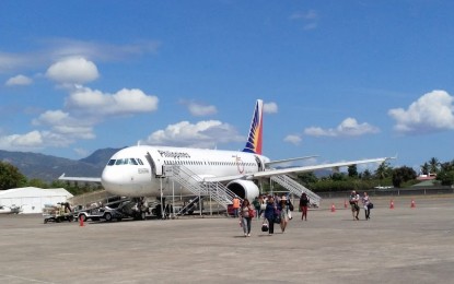 <p><strong>NO SCREENING.</strong> Inbound passengers to Negros Oriental province via the Dumaguete-Sibulan airport are no longer required to present a negative Covid-19 test result. The Department of Health has urged local government units to monitor closely travelers arriving in the Philippines from other countries, citing an increase in Covid-19 cases in China.<em> (File photo by Judy Flores Partlow)</em></p>