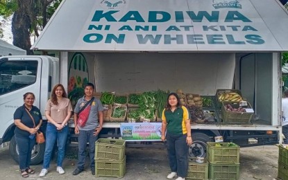<p><strong>LOWER-PRICED AGRI PRODUCTS.</strong> One of the mobile Kadiwa outlets in Bicol region. There are 30 Kadiwa retail outlets and Kadiwa on wheels operating in the five provinces of the region, offering lower-priced products including rice, sugar, cooking oil, pork, chicken, fish, canned goods, fruits, vegetables and root crops. <em>(Photo courtesy of DA-Bicol)</em></p>