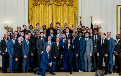 Golden State Warriors return to White House as NBA champs