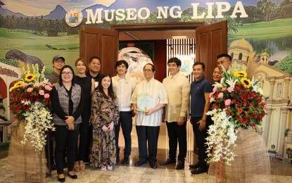 <p><strong>NEW MUSEUM</strong>. Mayor Eric Africa (6th from left) graces the opening of Lipa's new museum on Wednesday (Jan. 18, 2023). The museum and its library are open from Monday to Friday, 8:30 a.m. to 4 p.m. with free admission. <em>(Photo courtesy of Mayor Eric Africa)</em></p>