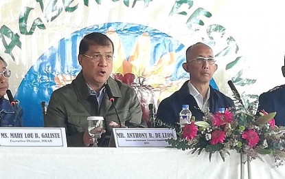 <p><strong>READY FOR PANAGBENGA</strong>. Baguio Flower Festival executive committee chairperson Anthony de Leon (2nd from left) says in a press conference on Wednesday (Jan. 25, 2023) that it is all systems go for the opening of the 2023 Panagbenga Festival on Feb. 1, 2023. De Leon said a bigger and better Panagbenga awaits locals and tourists. <em>(PNA Photos by Liza T. Agoot)</em></p>