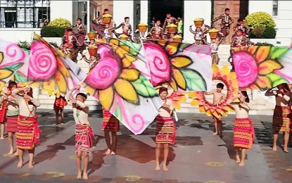 <p><strong>CULTURAL PERFORMANCE</strong>. The Baguio Flower Festival Foundation (BFFF) said the opening day of the annual Panagbenga Festival will feature cultural dances such as in this photo taken during the launching in December 2022. Evangeline Payno, chief of staff of the BFFF Executive Committee, on Monday (Jan. 30, 2023) said there are eight cultural performing groups and six marching bands joining the opening parade. <em>(PNA file photo by Liza T. Agoot)</em></p>